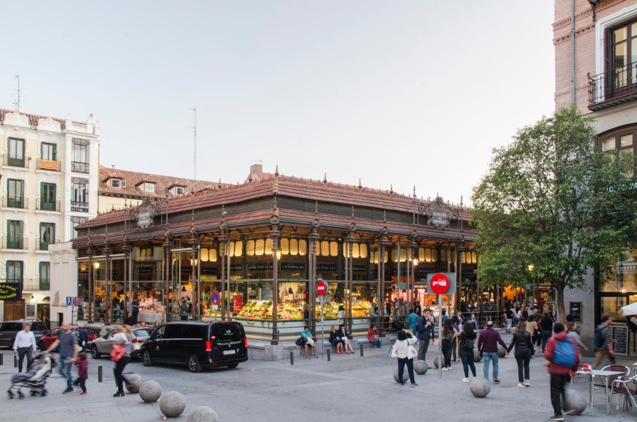 Apartments Plaza Mayor Madrid Exterior photo