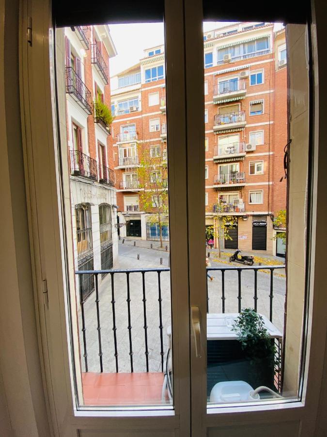 Apartments Plaza Mayor Madrid Exterior photo