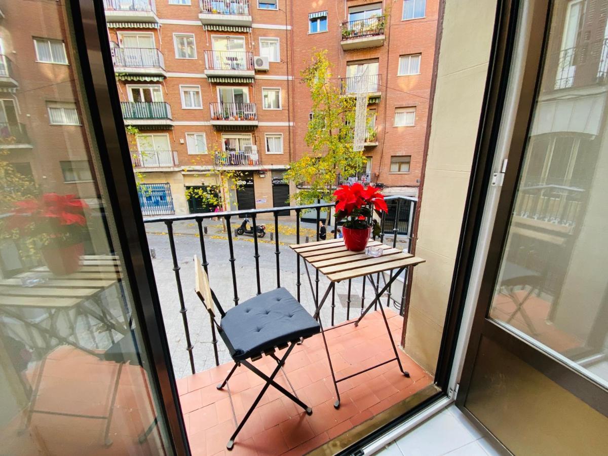 Apartments Plaza Mayor Madrid Exterior photo